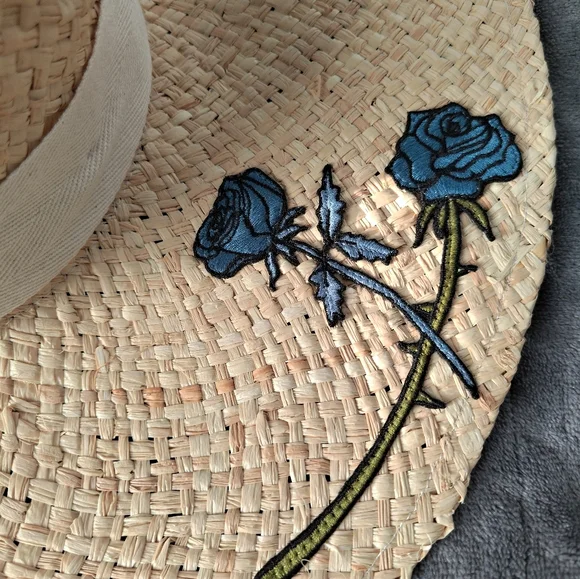 Coach X Observed By Us Embroidered Straw Hat - Picture 5 of 12